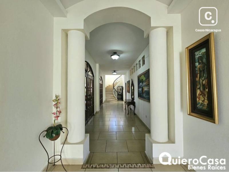 Casa en venta en Santo Domingo, Managua – 4 hab, 600 m², US$ 750,000