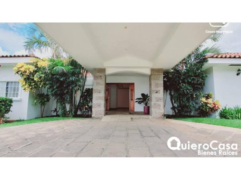 Casa en venta en Santo Domingo, Managua – 4 hab, 420 m², US$ 419,000