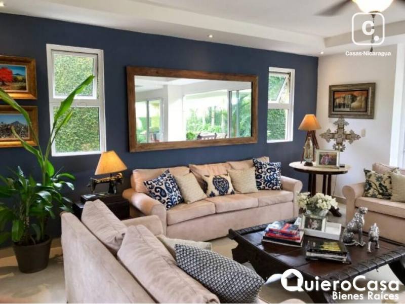 Casa en venta en Las Colinas, Managua – 4 hab, 365 m²