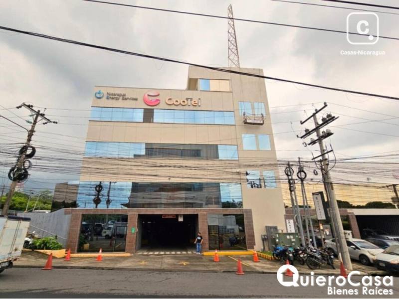 Oficina en alquiler en Villa Fontana, Managua – 260 m²