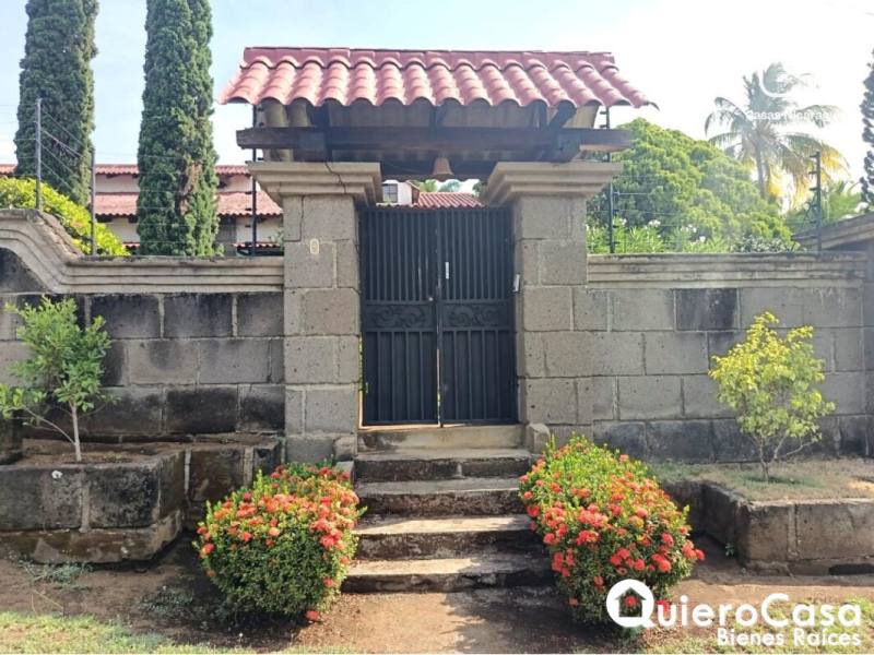 Casa en alquiler en Veracruz, Managua – 3 hab