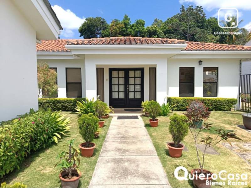 Casa en venta en Carretera Masaya, Managua – 3 hab, 256 m²