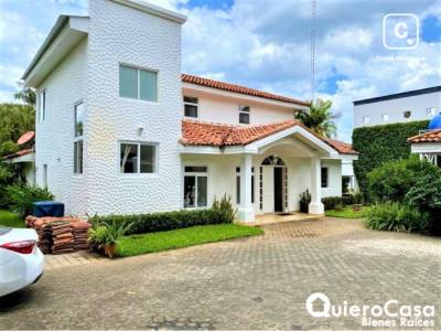 Casa de playa en venta en San Rafael del Sur, Managua – 4 hab, 450 m²