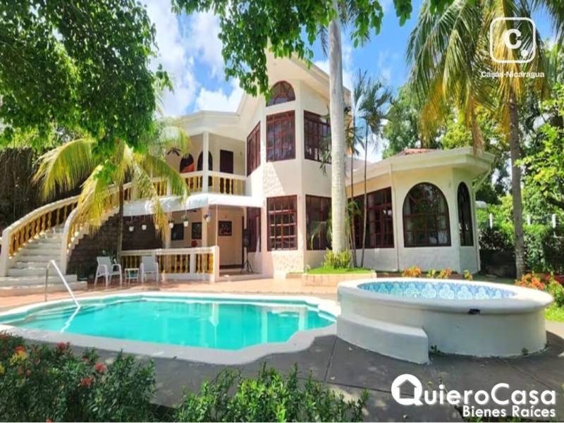 Casa en venta en Carretera Masaya, Managua – 3 hab, US$ 495,000