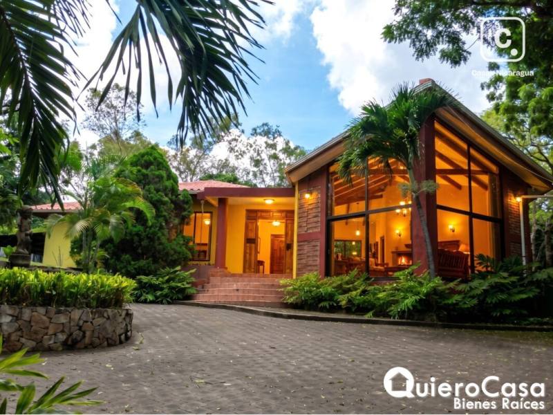 Casa en venta en Carretera Masaya, Managua – 4 hab, 345 m²