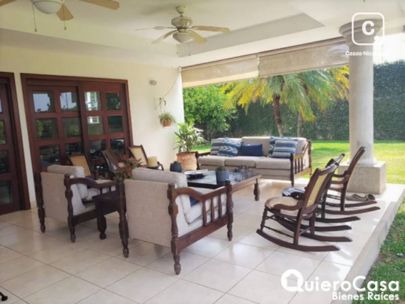Casa en venta en Villa Fontana, Managua – 3 hab, 330 m²