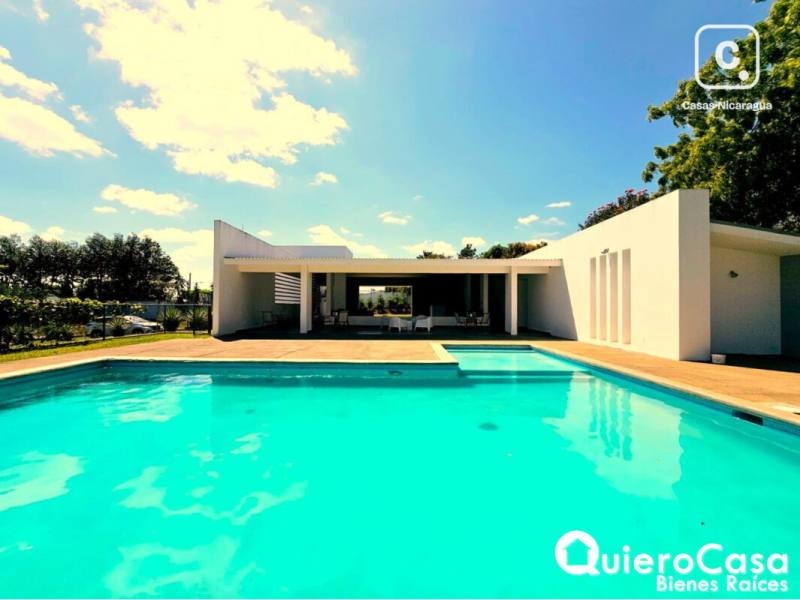 House for rent in Las Colinas, Managua – 4 beds, 250 m²