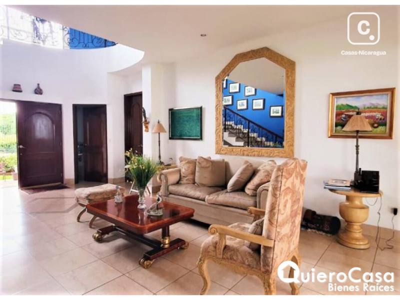 House for rent in Santo Domingo, Managua – 4 beds, 625 m²