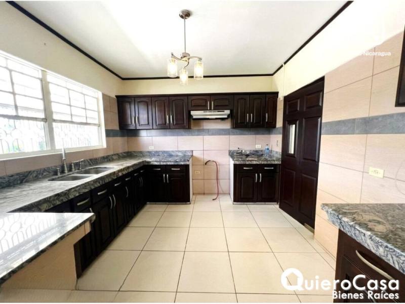 House for rent in Las Cumbres, Managua – 4 beds