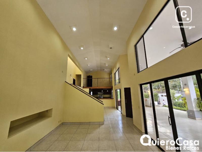 House for rent in Villa Fontana, Managua – 4 beds