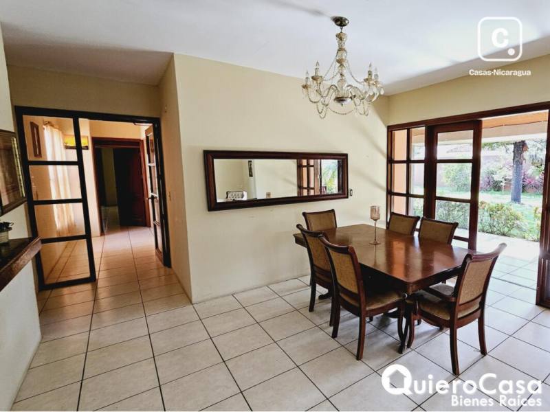 Casa en venta en Carretera Masaya, Managua – 3 hab, 1,307 m²