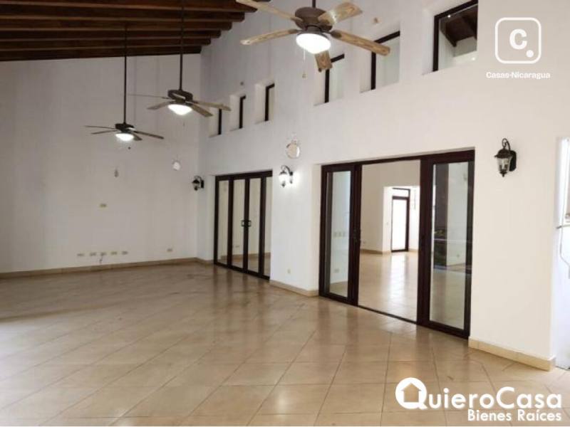 Casa en venta en Carretera Sur, Managua – 3 hab, US$ 550,000