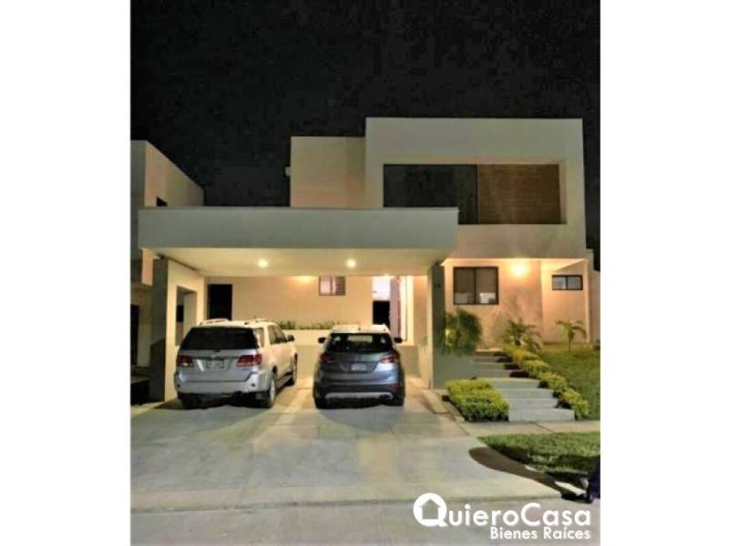 Casa en venta en Santo Domingo, Managua – 3 hab, 250 m²