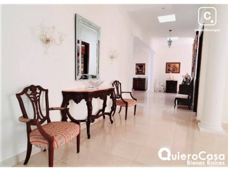 Casa en venta en Villa Fontana, Managua – 4 hab, 700 m²