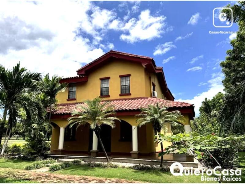 Beach house for sale in San Rafael del Sur, Managua – 3 beds, 549 m²