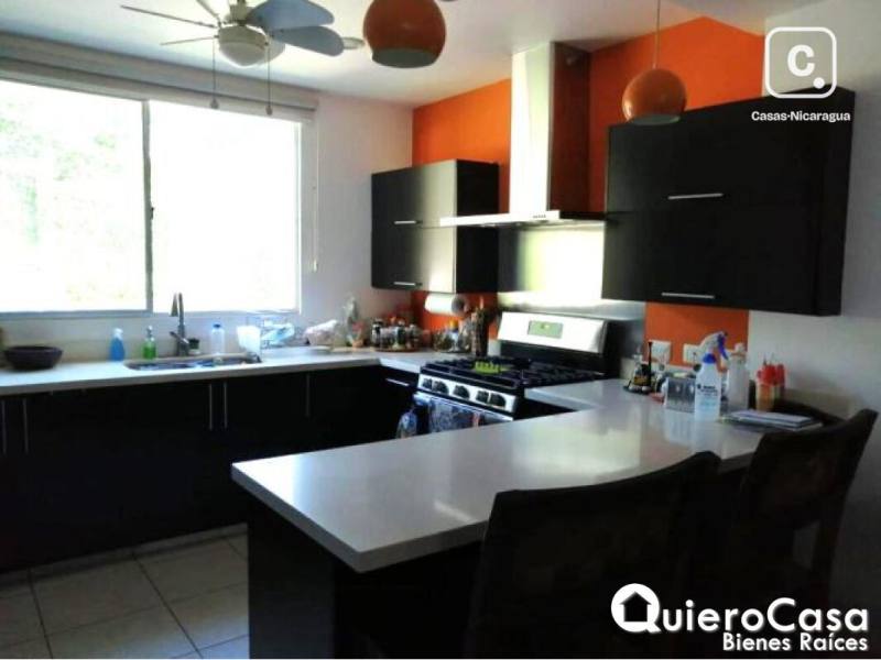 Casa en venta en Santo Domingo, Managua – 4 hab, 220 m²