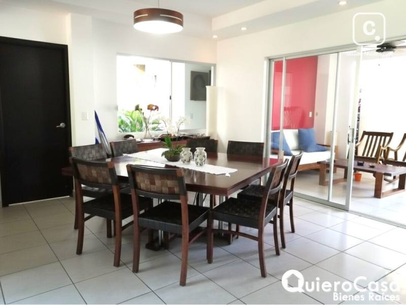 Casa en venta en Santo Domingo, Managua – 4 hab, 220 m²