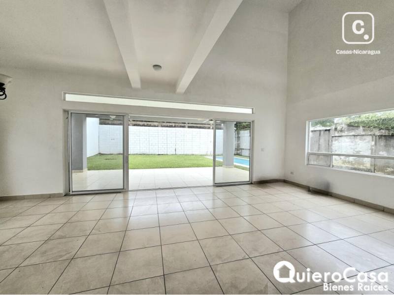 Casa en venta en Santo Domingo, Managua – 3 hab, 300 m²