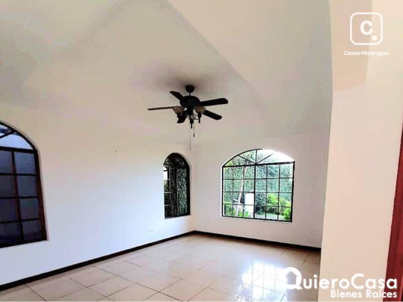House for rent in Las Cumbres, Managua – 5 beds