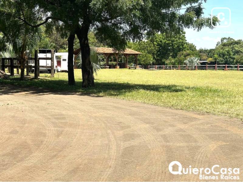 Farm for sale in Carretera Vieja a León, Managua – 10,480 m²