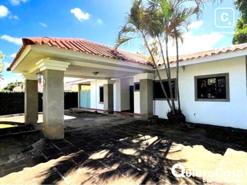 Casa en venta en Las Colinas, Managua – 3 hab, 345 m²
