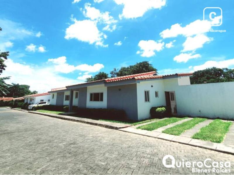 Casa en venta en Santo Domingo, Managua – 3 hab, 235 m², US$ 265,000