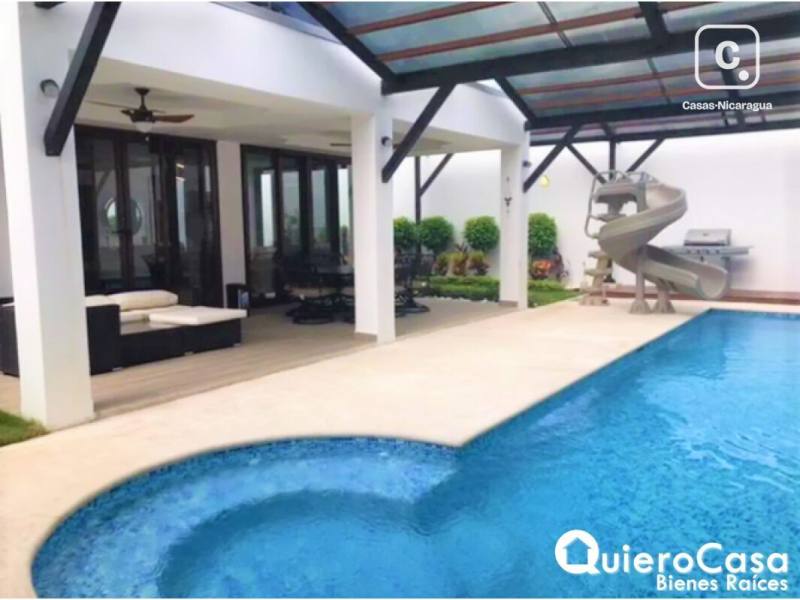 Casa en venta en Lomas de Montserrat, Managua – 4 hab, 326 m²