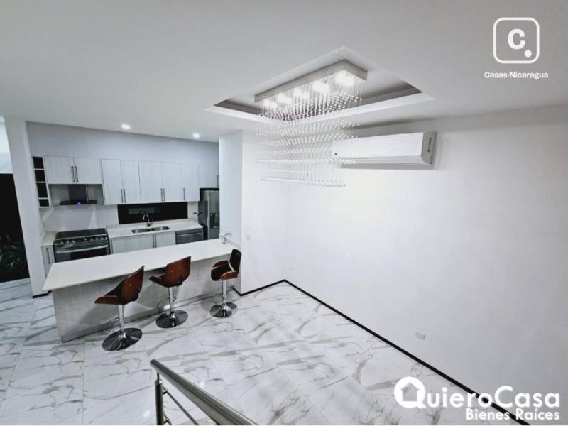 Casa en alquiler en Villa Fontana, Managua – 3 hab