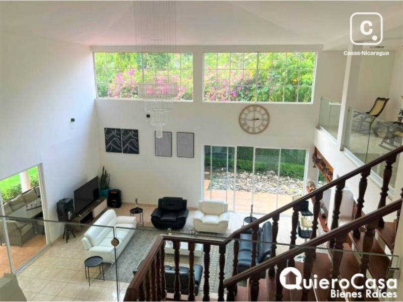 Casa en venta en Santo Domingo, Managua – 5 hab, 700 m², US$ 650,000