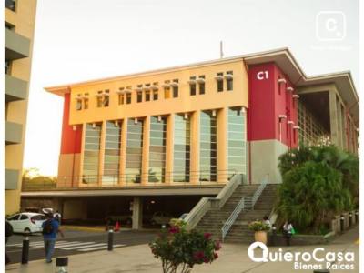 Building for rent in Managua – 695 m²
