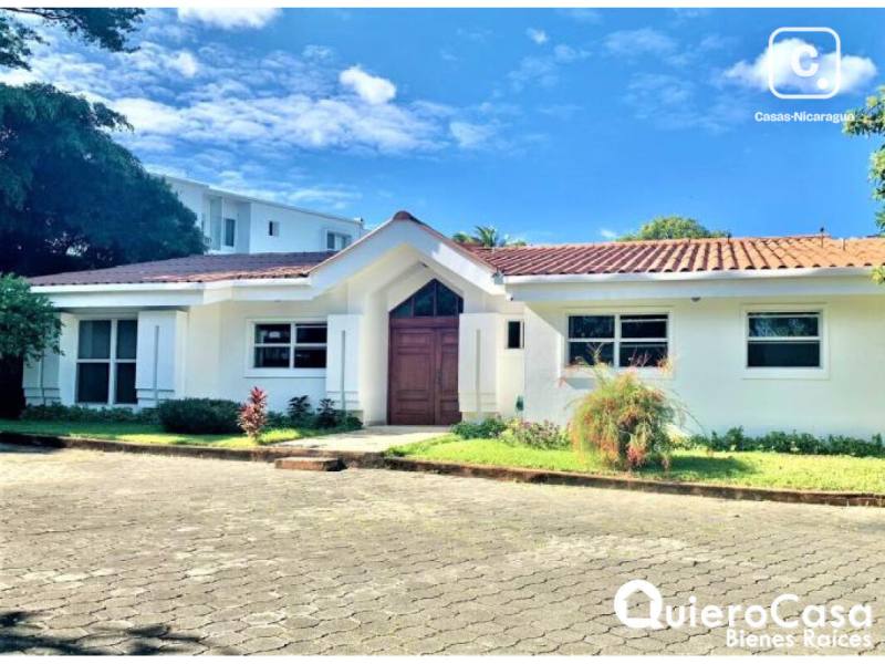 House for sale in Santo Domingo, Managua – 4 beds, 270 m², US$ 290,000