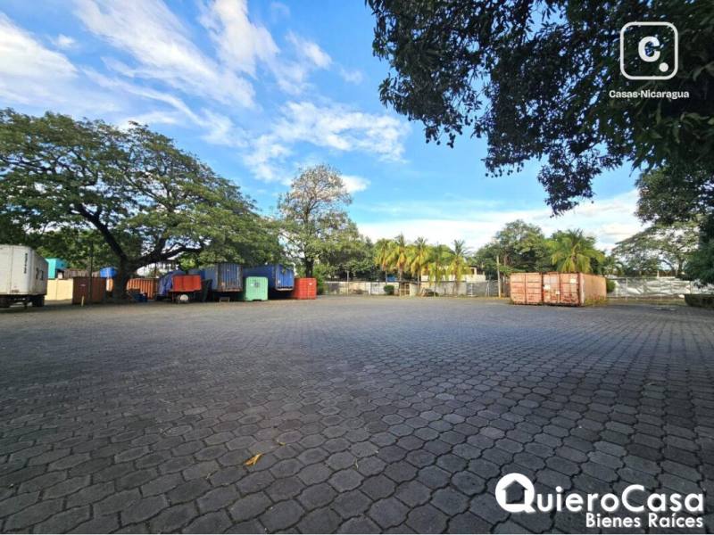 Commercial unit for rent in Carretera Norte, Managua – 638 m²