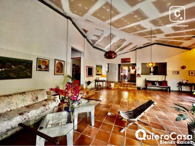Casa en venta en Villa Fontana, Managua – 5 hab, 363 m²