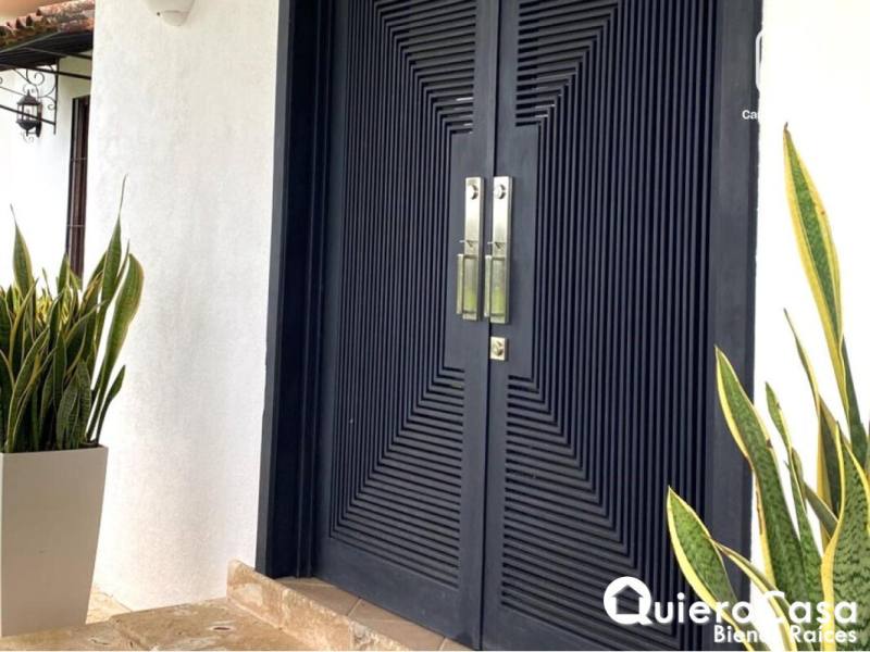 House for rent in Santo Domingo, Managua – 4 beds, 550 m²
