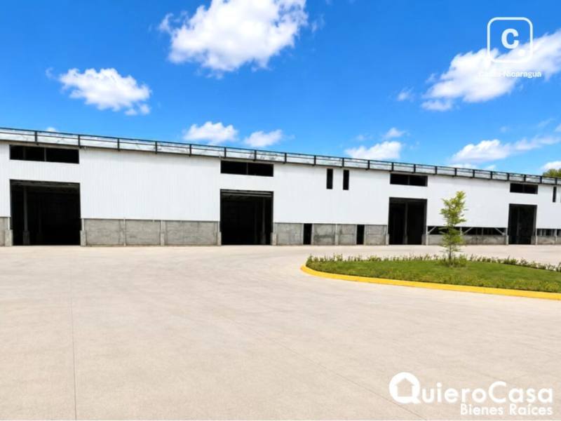 Bodega en alquiler en Santo Domingo, Managua – 1,439 m²