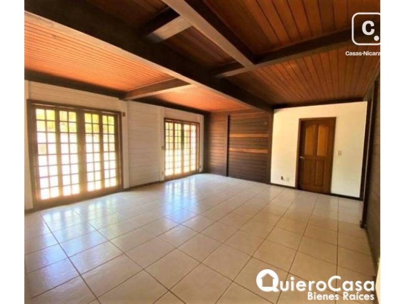 Casa en venta en Santo Domingo, Managua – 5 hab, 640 m²