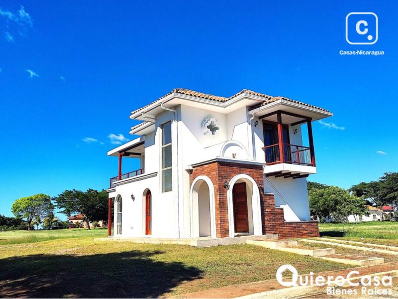 Beach house for sale in San Rafael del Sur, Managua – 3 beds, 184 m²