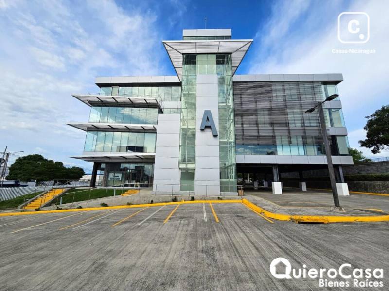 Office for rent in Carretera Masaya, Managua – 833 m²