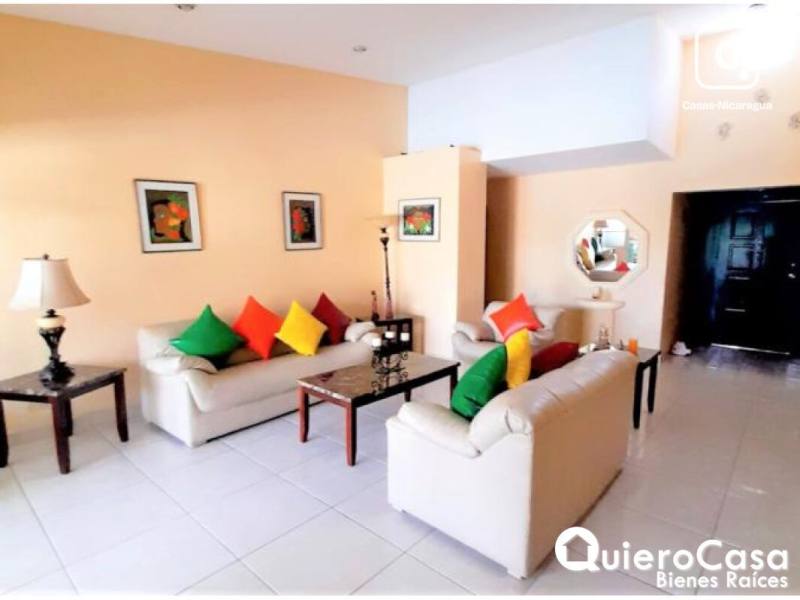 House for sale in Villa Fontana, Managua – 5 beds, US$ 260,000