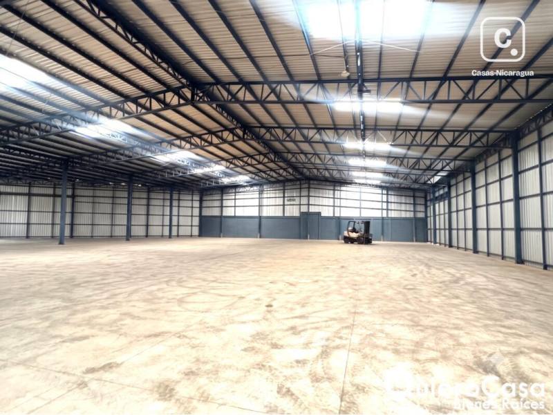 Bodega en alquiler en Carretera Nueva León, Managua – 1,150 m², US$ 8,250/mes
