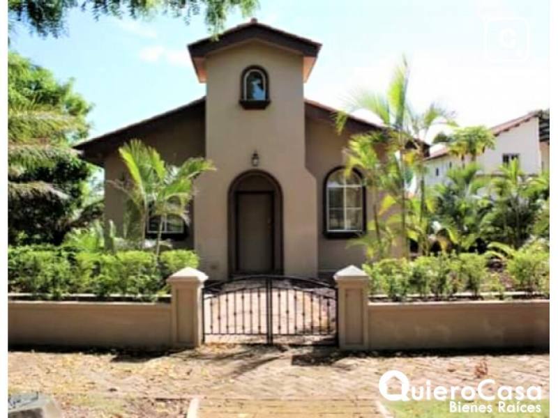 Beach house for sale in San Rafael del Sur, Managua – 2 beds, 100 m²