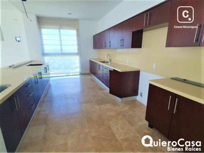 Apartamento en venta en Santo Domingo, Managua – 3 hab, 324 m², US$ 399,900