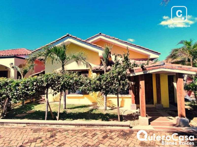 Beach house for sale in San Rafael del Sur, Managua – 3 beds