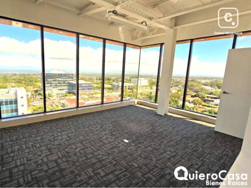 Oficina en alquiler en Las Cumbres, Managua – 101 m²