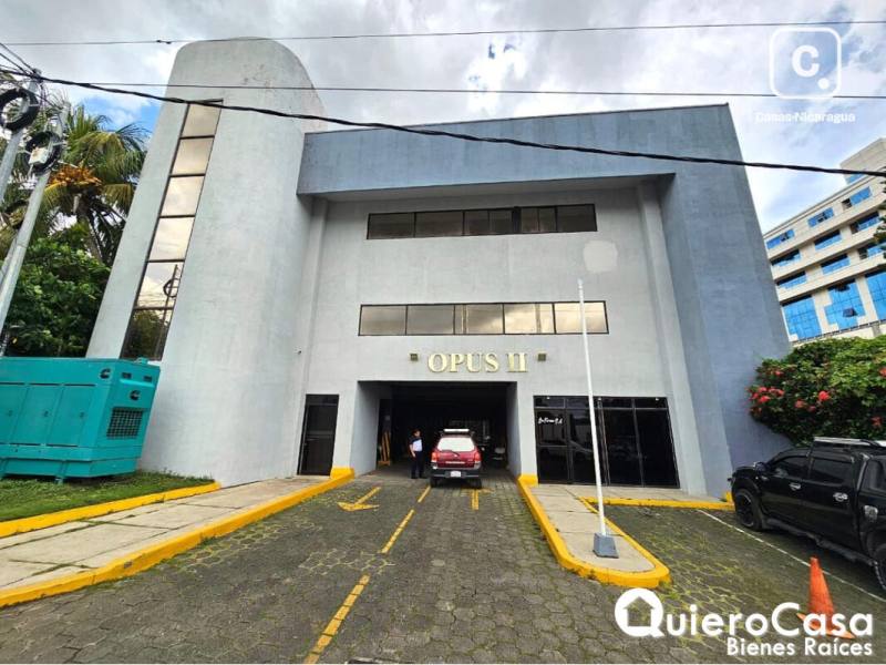 Oficina en alquiler en Villa Fontana, Managua – 93 m²