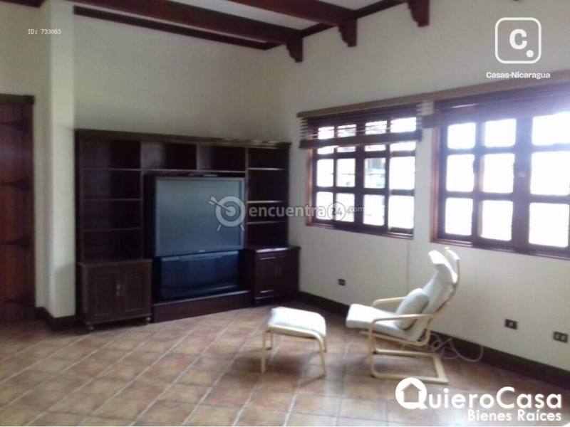 House for sale in Santo Domingo, Managua – 4 beds, 1,050 m²