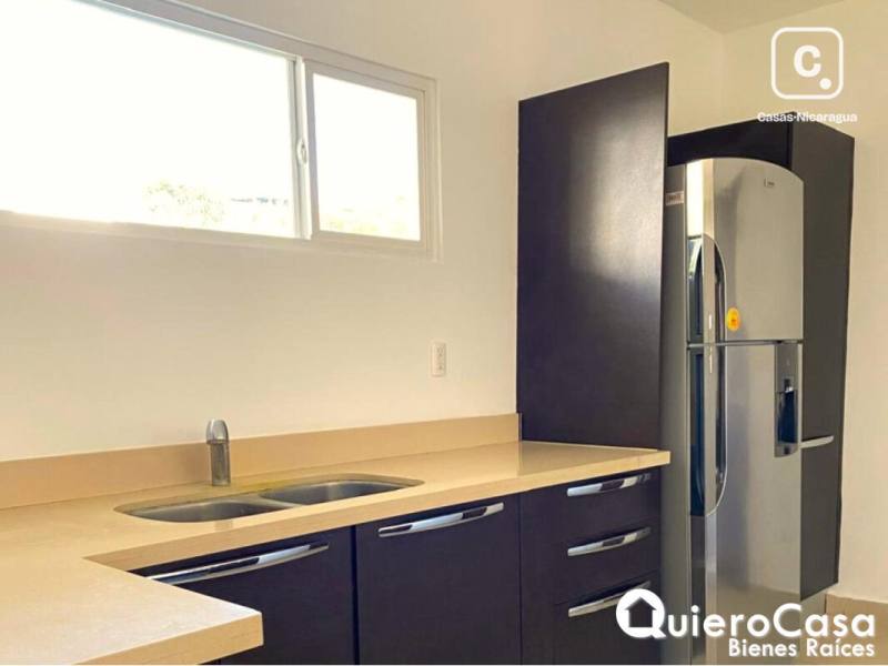 Casa en venta en Santo Domingo, Managua – 3 hab, US$ 330,000