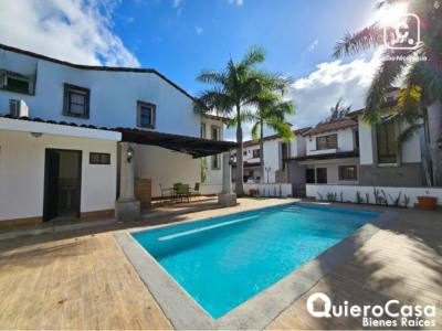 Apartamento en alquiler en Las Colinas, Managua – 3 hab, Ref QCAJ1222