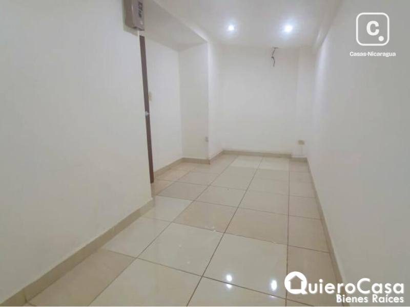 Oficina en venta en Los Robles, Managua – 120 m²