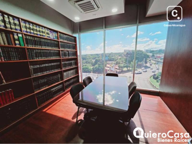 Edificio en alquiler en Managua – 157 m²
